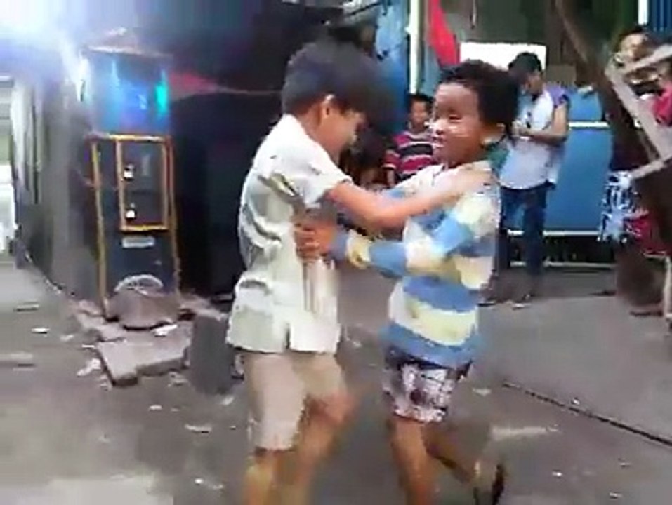 Funny video dance_dancing sexy girl .1