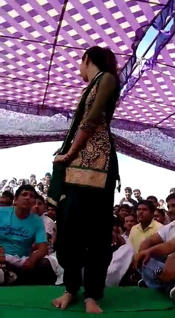 Choti sapna Indian girl dance video - video dailymotion