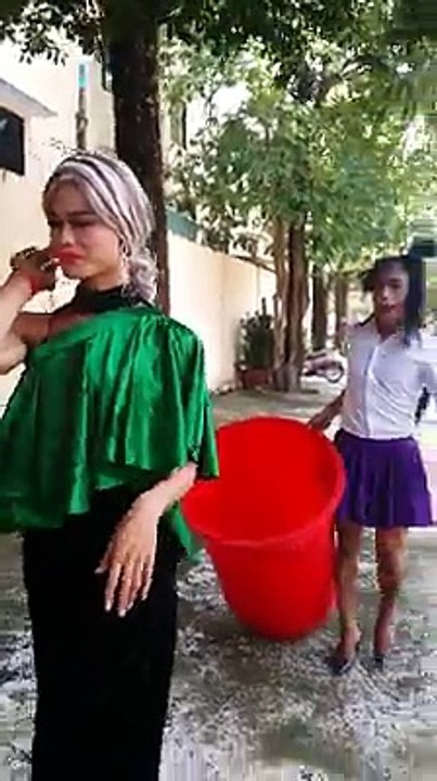 Funny video dance_dancing sexy girl