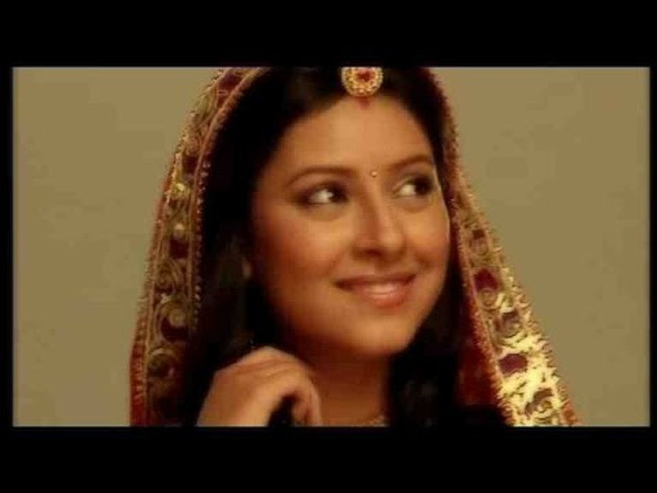Popular TV actress Pratyusha Banerjee aka Anandi from Balika Vadhu hangs herself to death