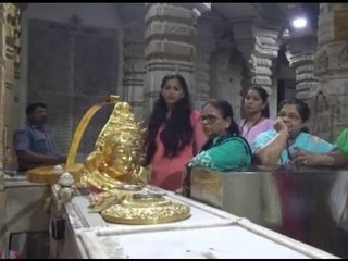 Akshaya Tritiya: Bhakt offers 100 kg Gold crown in Somnath temple