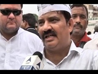 My only fault is I belong to AAP, says councillor Rakesh kumar on being attacked by BJP