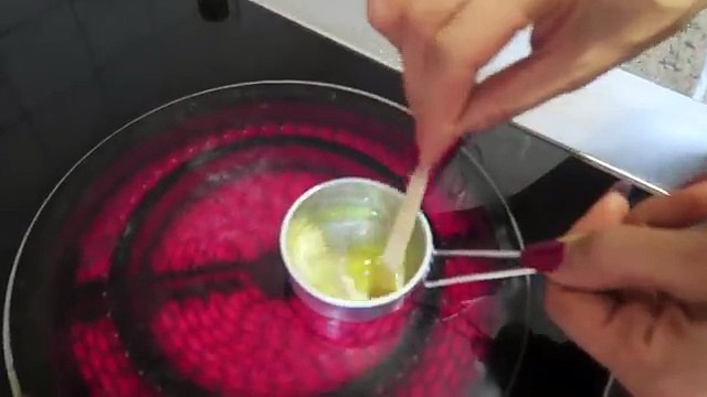 Waxing My Eyebrows! *Extremely Painful*