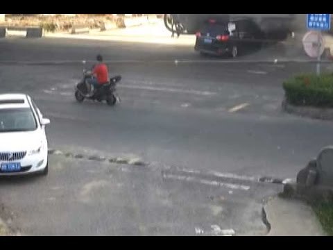 China: Speeding cement tanker rams into car, two escape miraculously