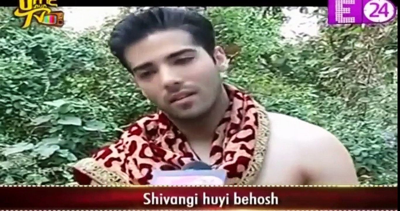RUDRA SHIVANGI HUE EK SHIVANGI DEGI ANDE Naagin season 2 December 2016