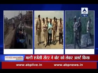 Indian army keeping an eye on two Pakistani boats; may head towards Gujarat or Mumbai