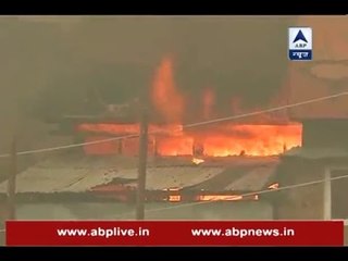 Fire breaks out in residential area of Buchwara Dalgate, Srinagar