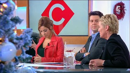 Elise Lucet rend hommage à Rémy Pfilmlin dans "C à vous" - Regardez