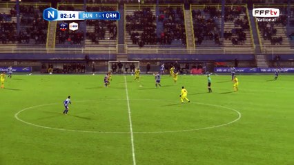 Frappe au dessus des buts.