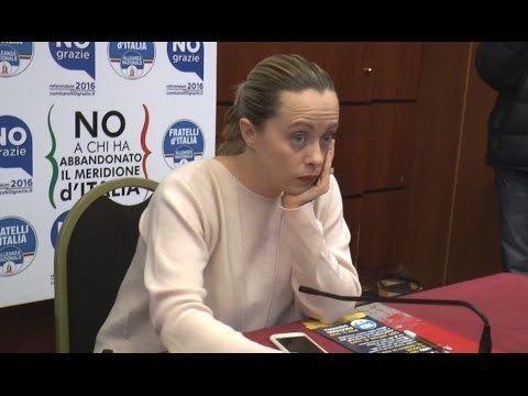 Napoli - Giorgia Meloni: Da qui parte la rinascita del Sud (21.12.16)