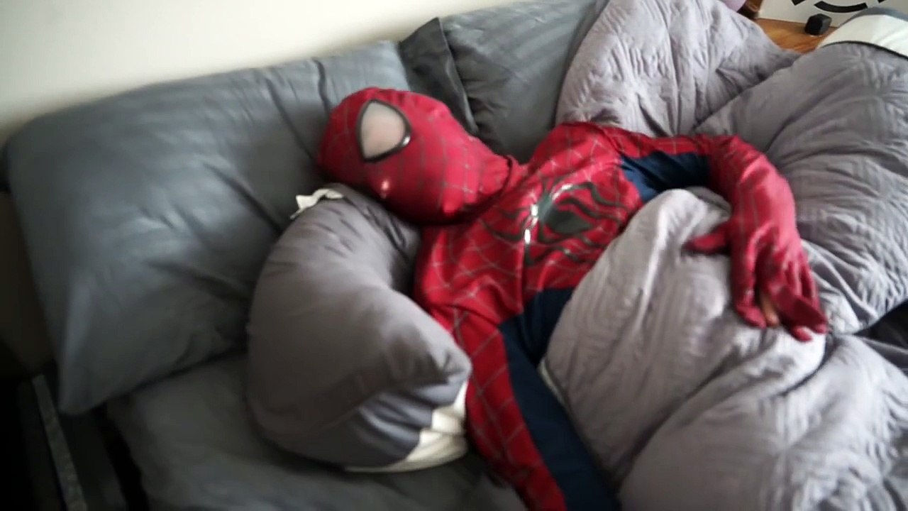 Spiderman vs Zombie Spiderman Orbeez Bath Time SuperHero fun in Real life! ) - YouTube