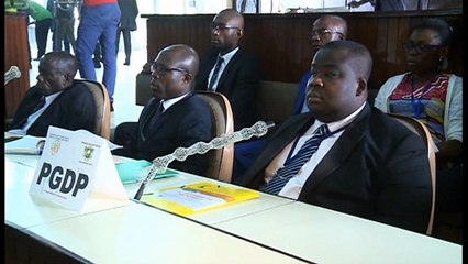 le flash de 10 heures de RTI 1 du 21 décembre 2016 avec Delphine GBLA