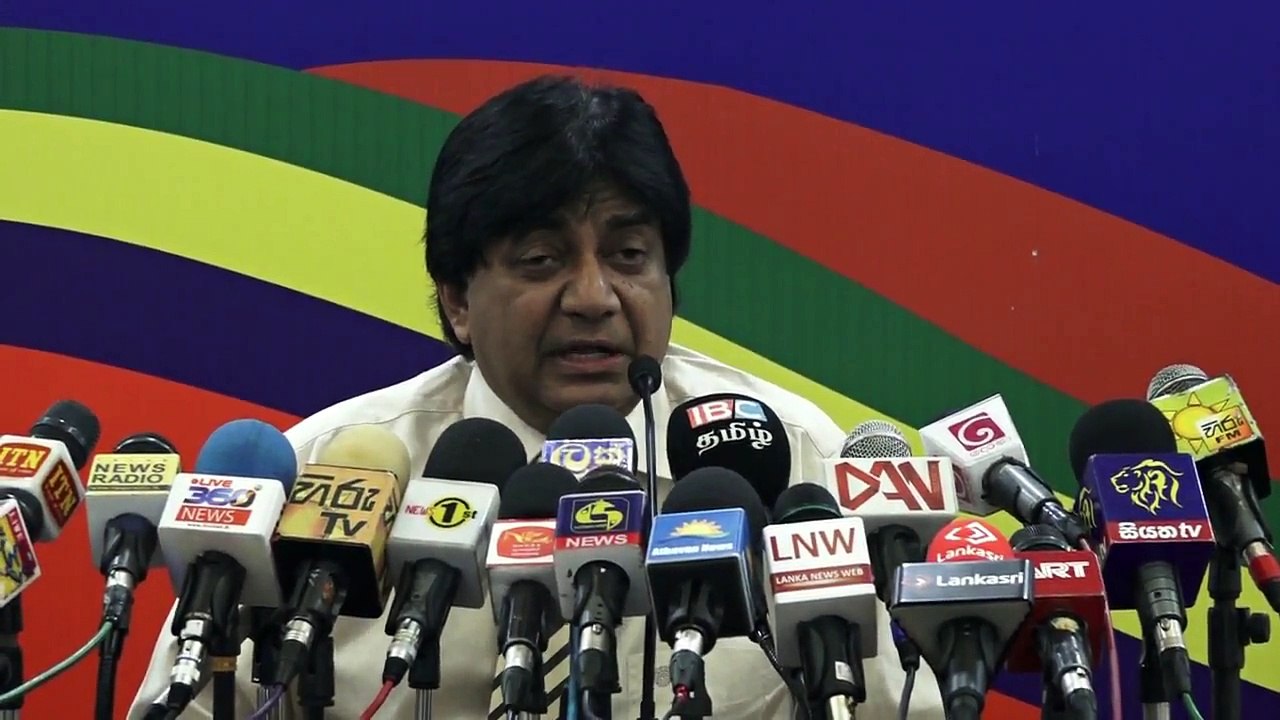ආණ්ඩුවේ ඉන්නවාද ? නැද්ද ? 2017 තීරණයක් ගන්නවා ... බලය බෙදන අලුත් ව්‍යවස්ථාව 2017 දී ගේනවා