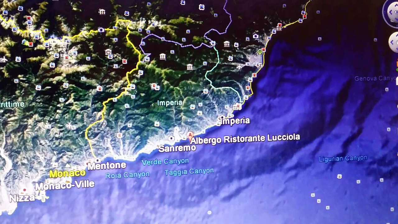 Earth google, ci fa conoscere l'Hotel Lucciola nella Riviera Ligure dei Fiori, Italian Riviera Albergo.