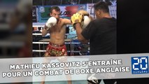 Mathieu Kassovitz s'entraîne pour un combat de boxe anglaise