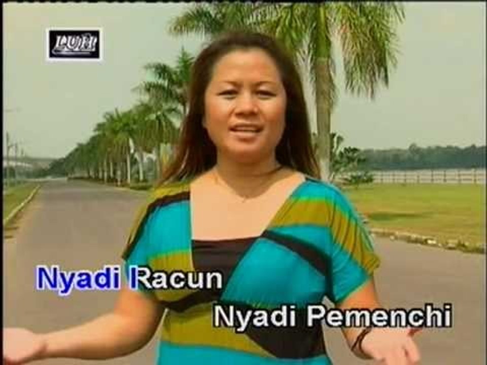 Kapa Nuan Milih Aku - Angela Lata Jua