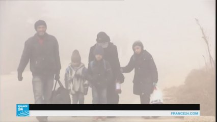 استمرار عمليات الإجلاء رغم تساقط الثلوج في حلب