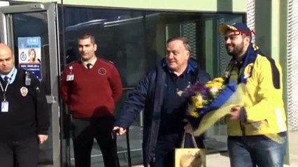 Fenerbahçe'ye İzmir'de coşkulu karşılama