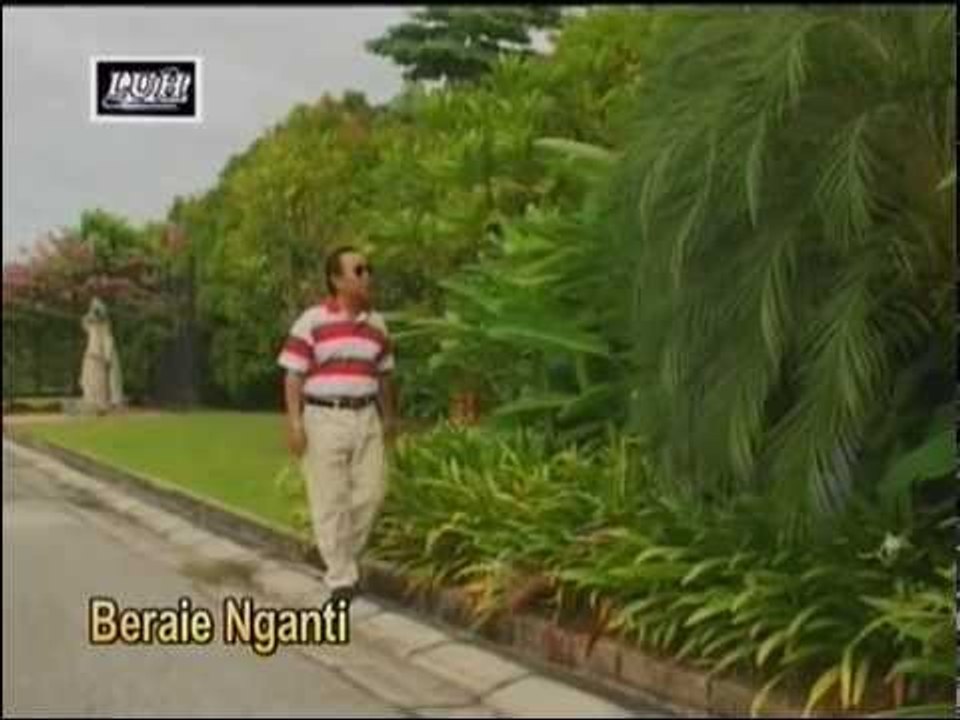 Beraie Nganti - Christopher Kelly