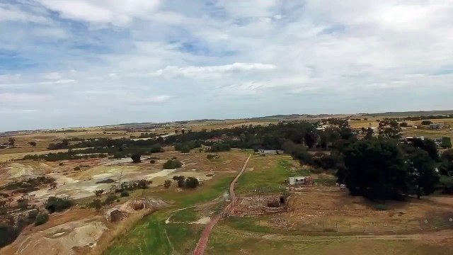 you can't fly two drones in one spot