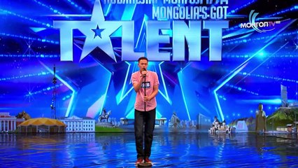 asian talent stuns crowd when he covers a country song