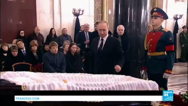 Assassinat de l'ambassadeur russe : Dernier hommage à Andreï Karlov à Moscou