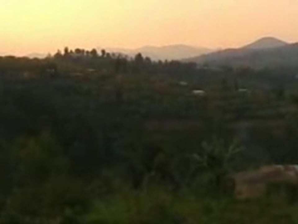 [2/3] Parce que le Tchad (Rwanda, juin 2007)- France, 2007