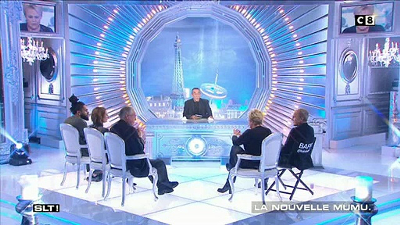 Muriel Robin raconte son embolie pulmonaire sur scène: "Tout fout le camp!"