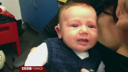 İşitme engelli bir bebeğin anne babasını duyduğu ilk an