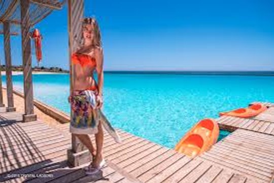 Victoria Ruiz De Castilla - -Presentación Real Inmobiliaria y Constructora PRE VENTA DE LOTES PARA CASAS DE CAMPO Y PLAYA