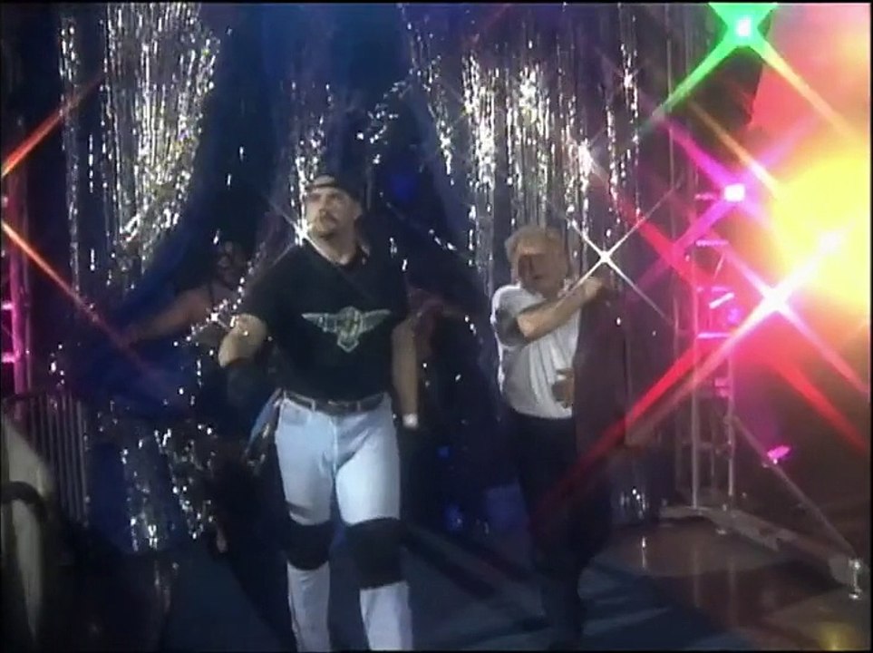 wcw thunder dome cage match