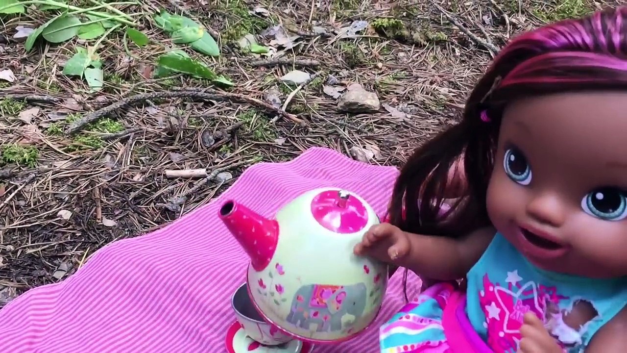 Baby Alive Car Accident, Baby Alive doll gets run over by car crash in a Nightmare.