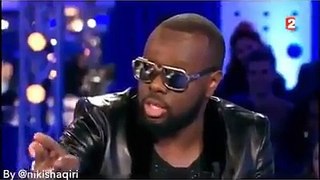 Le sosie blanc de Maitre Gims c'est MAJK haha :)