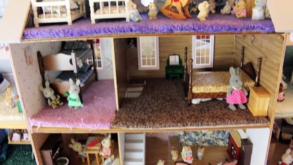 Wooden Dollhouse with my Calico Critters Collection Sylvanian Families Rabbits, Cats, Duck Families