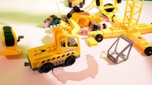 Grue, Camion, Tractopelle, Bulldozer, Camion Benne | Jouets véhicules de construction au chantier
