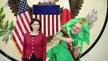 Vidéo de Noël de l'ambassade USA au Japon... Les débiles