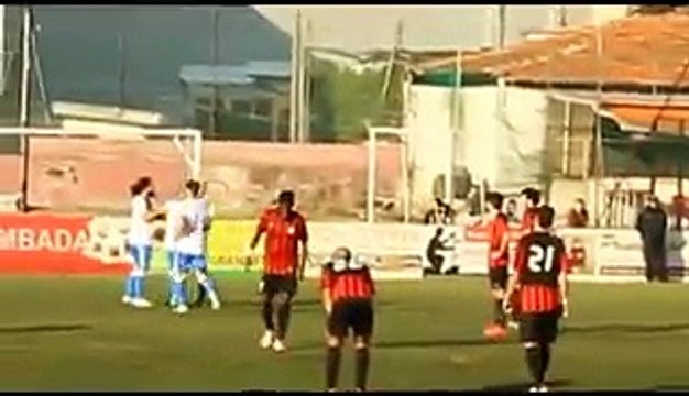 Cette équipe (violente) gagne tous ses matchs par forfait parce que leurs adversaires ont peur de les affronter