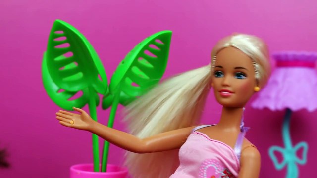 Barbie Doll Spanish Lesson with New Latina Disney Princess Vera DisneyCarToys Pregnant Barbie Parody