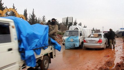 Alep reprise par le régime, derniers rebelles évacués