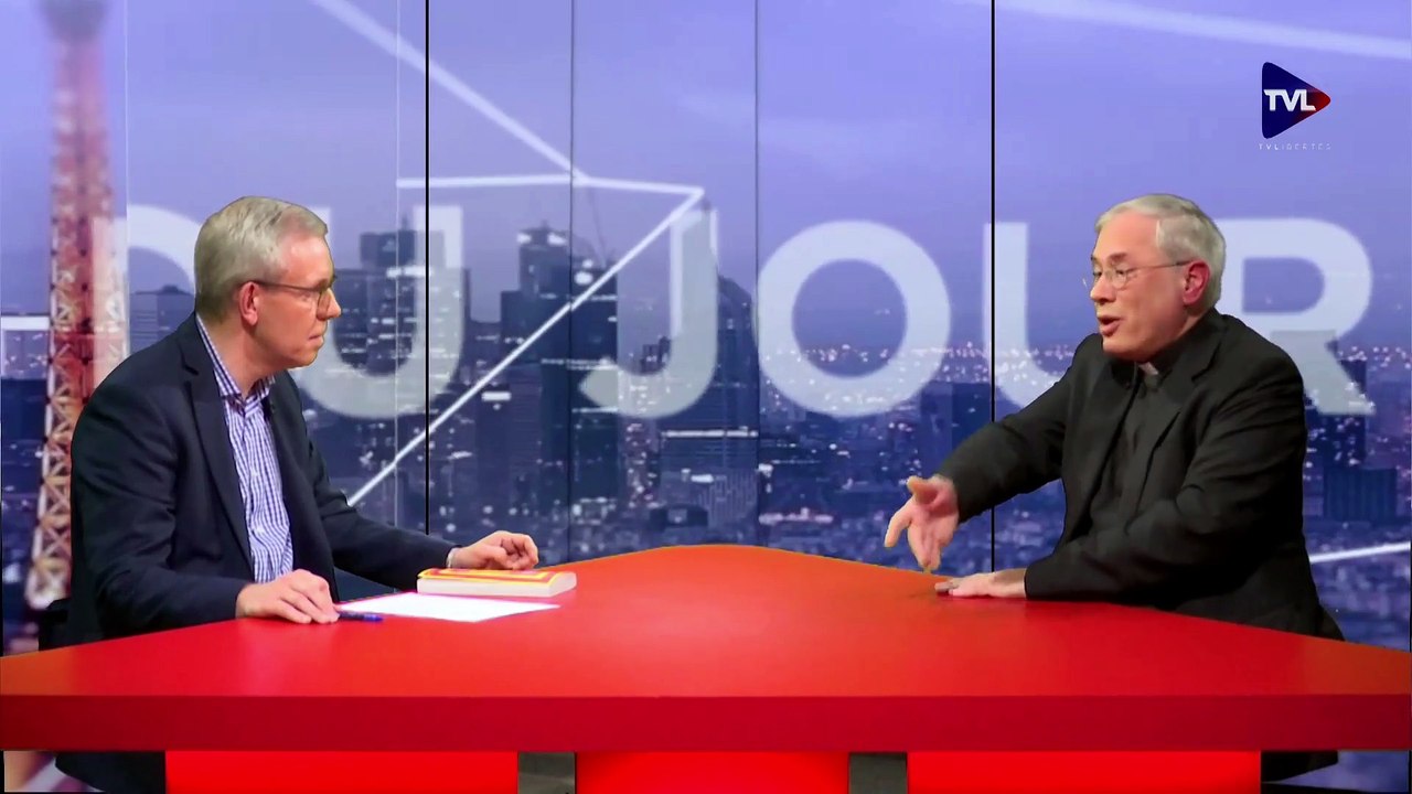 Mgr de Rochebrune présente son livre d'entretiens