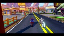 Spiderman & Sam Flynn Tron Legacy ride their bikes & have Fun   Hulk race Disney Cars Mcqueen !