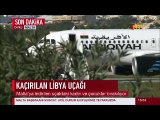 Kaçırılan Libya uçağında Kadın ve çocuk rehineler bırakıldı