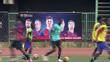 A Lagos, les petits Nigérians rêvent du Barça