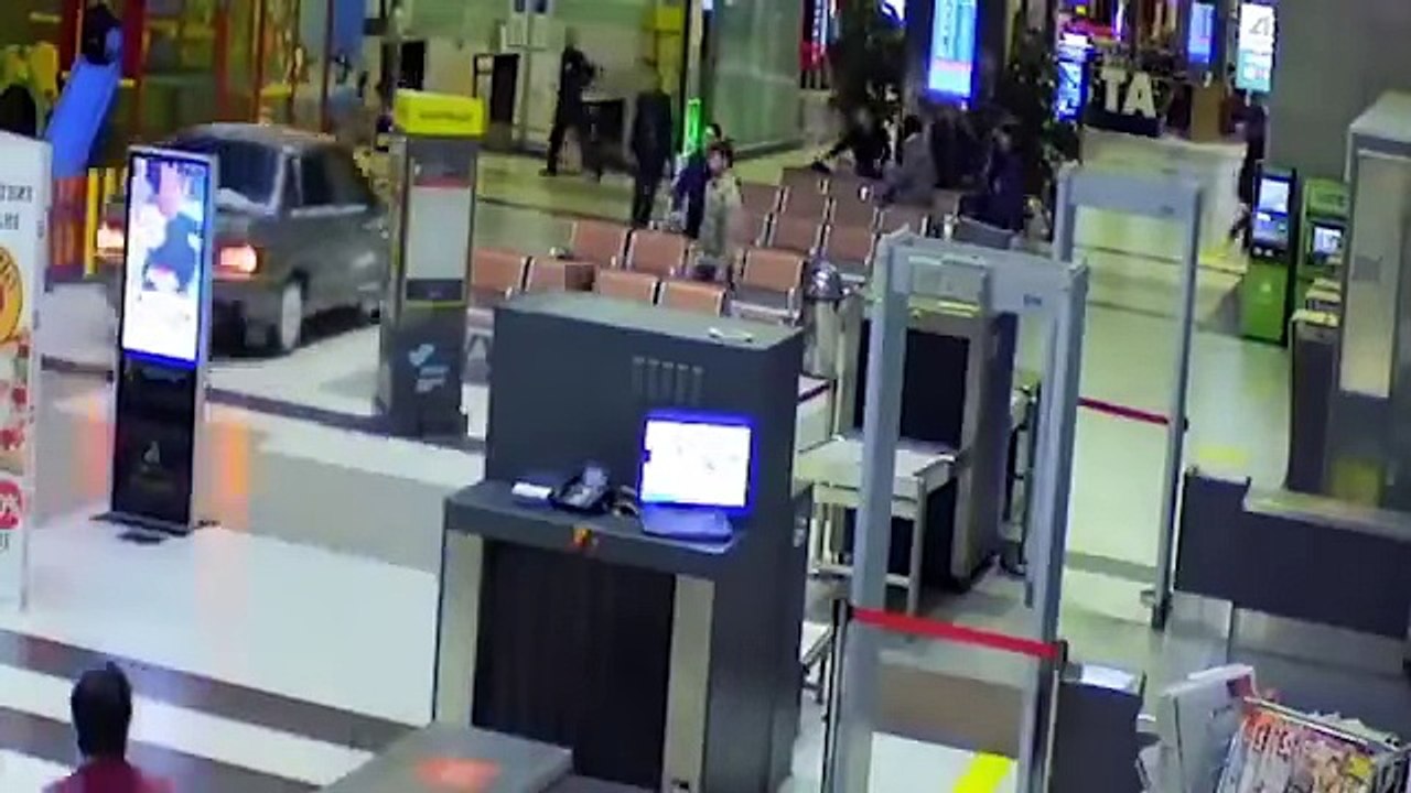 Pendant ce temps dans l'aéroport de Kazan (Russie)