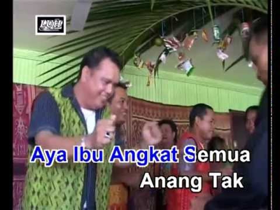 Joget Sama Begulai Ba Ari Gawai