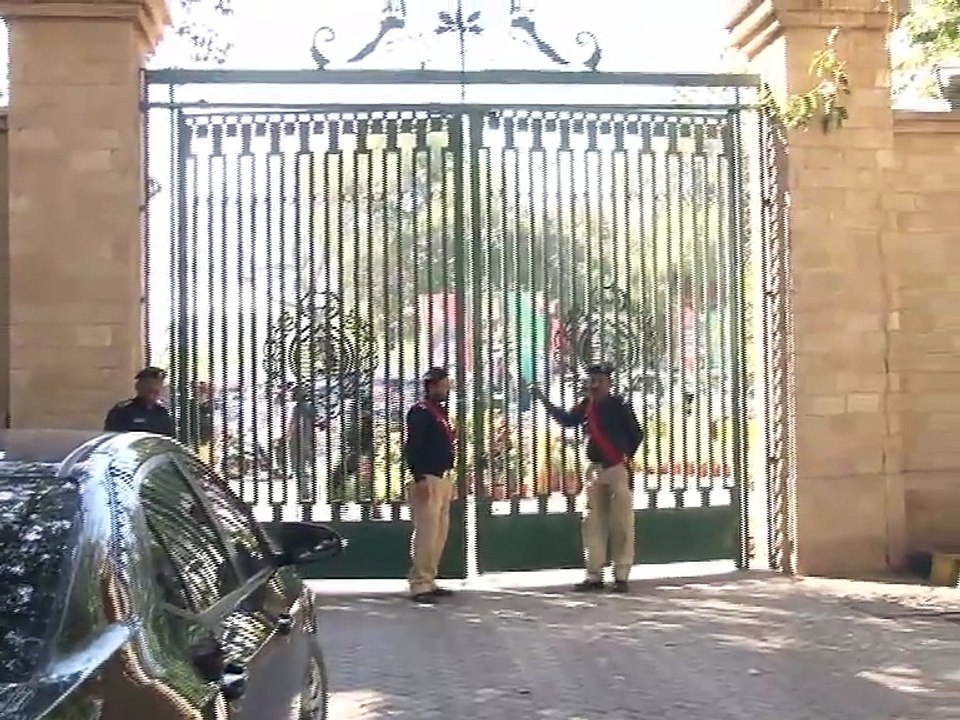 Ministers, MNAs & MPAs departure to Airport from CM House... (23 Dec 2016)