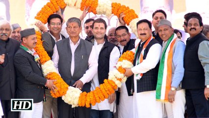 Modi created divide between super rich, honest: Rahul