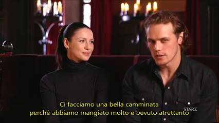 Outlander - Sam Heughan & Caitriona Balfe HolidaysFanQuestions [Sub Ita]