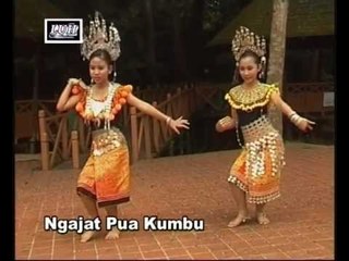Ngajat Pua Kumbu