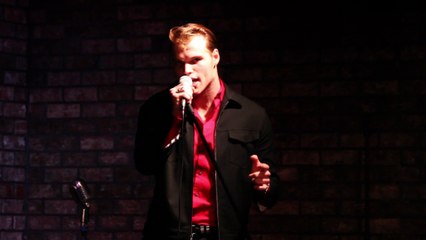 Hunter Holloway sings 'Hound Dog' Memphis Dec 3rd 2016